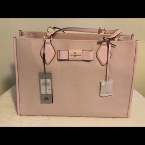 Gorgeous Karl Lagerfeld handbag  NWT